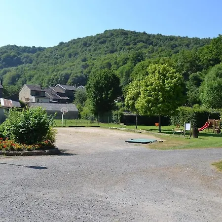 Authentic In Semoy Valley *