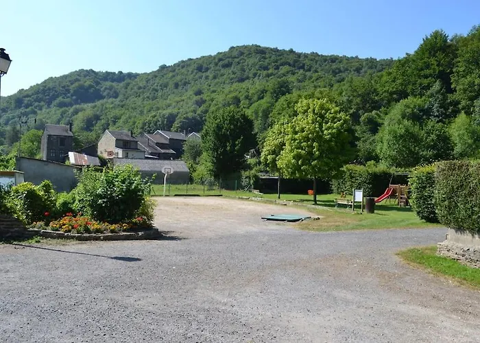 Authentic In Semoy Valley *